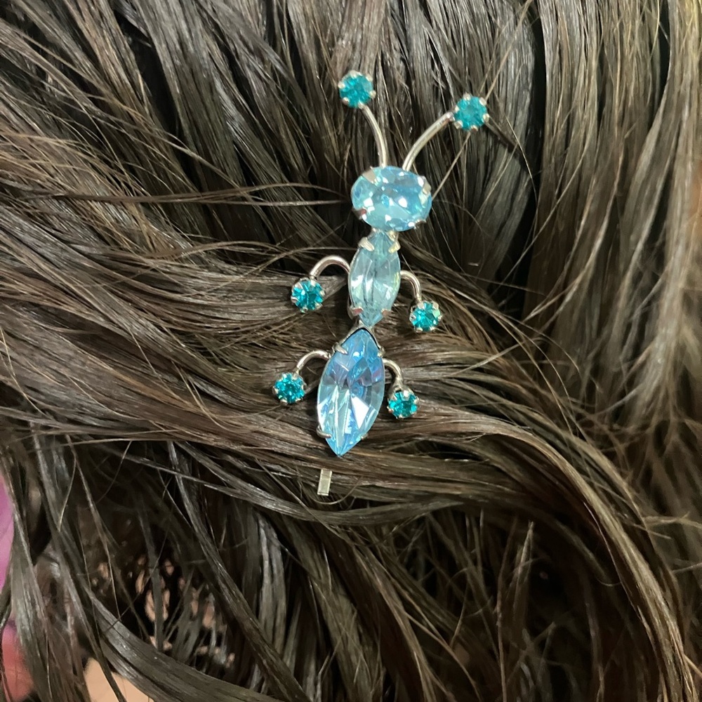 Tarina Tarantino Bug Bobby Pins